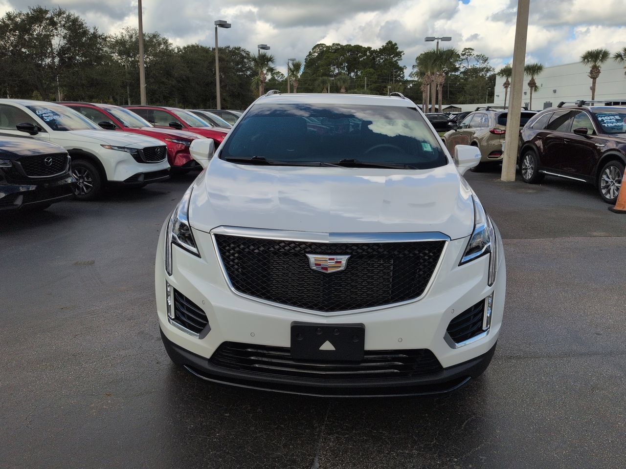 Used 2022 Cadillac XT5 Sportv w/ LPO, Floor Liner Package AWD/4WD image 9