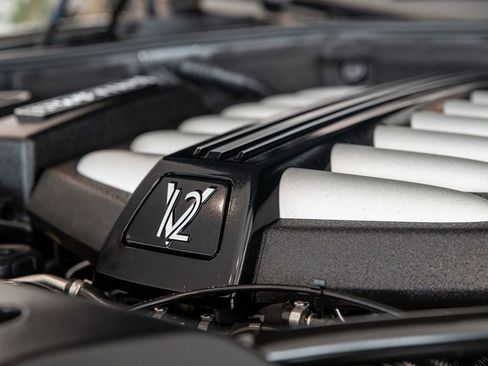 Used 2018 Rolls-Royce Ghost image 16