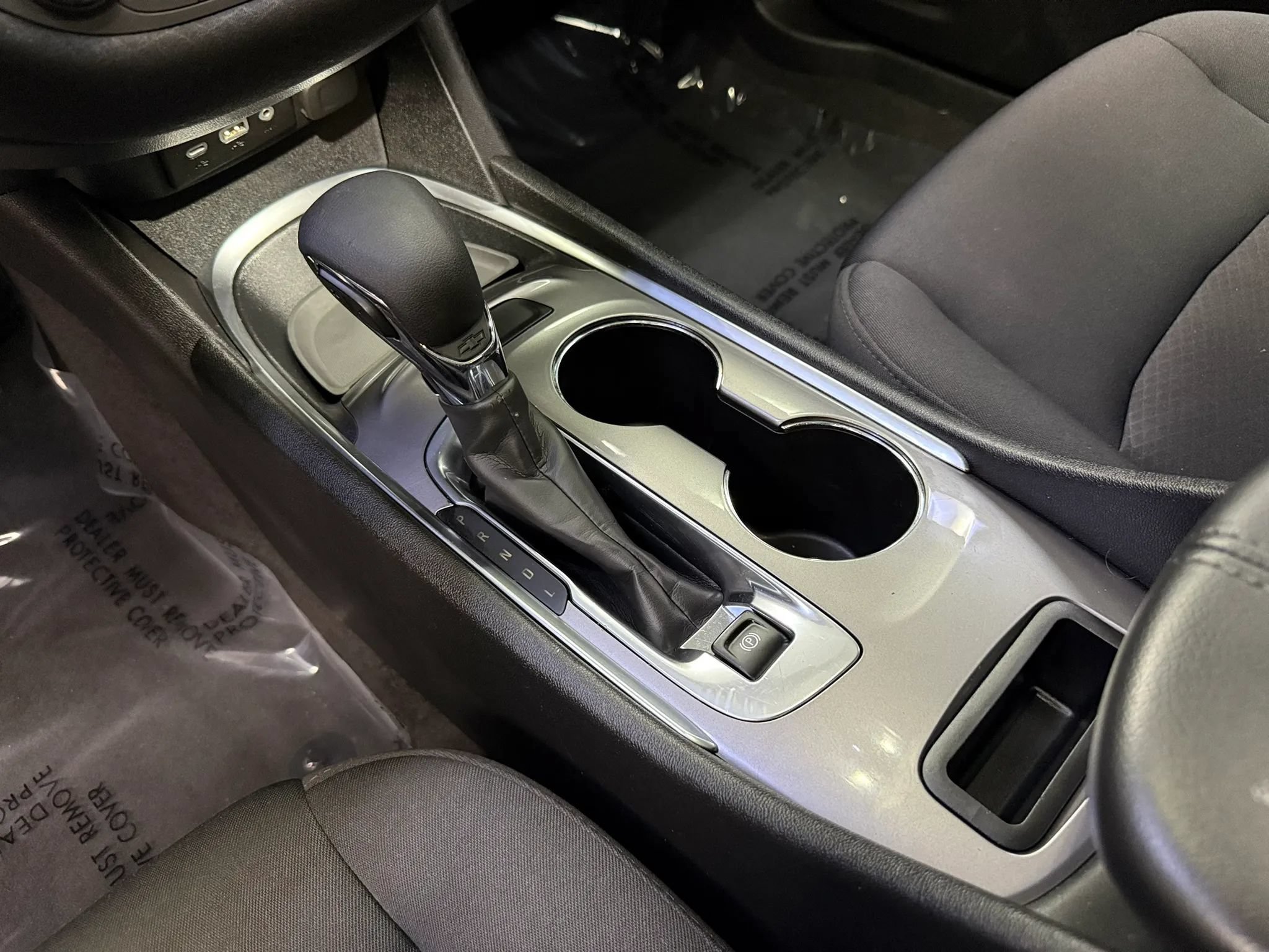 Used 2022 Chevrolet Malibu LT FWD image 17