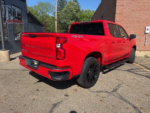 Used 2023 Chevrolet Silverado 1500 RST AWD/4WD image 5