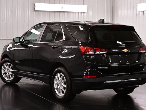 Used 2024 Chevrolet Equinox LT AWD/4WD image 5