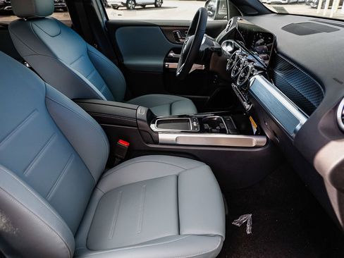 New 2026 Mercedes-Benz GLB 250 image 17