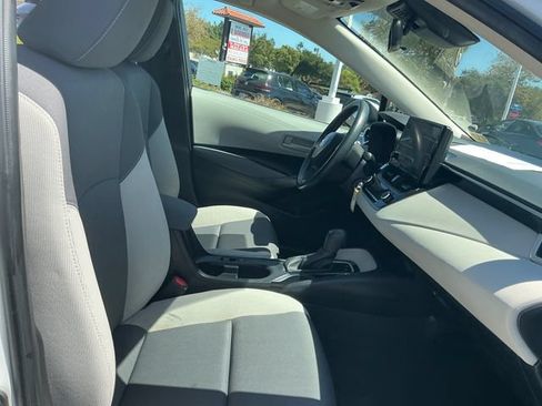 Used 2024 Toyota Corolla LE FWD image 32