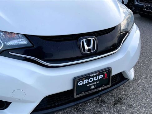 Used 2015 Honda Fit EX image 32