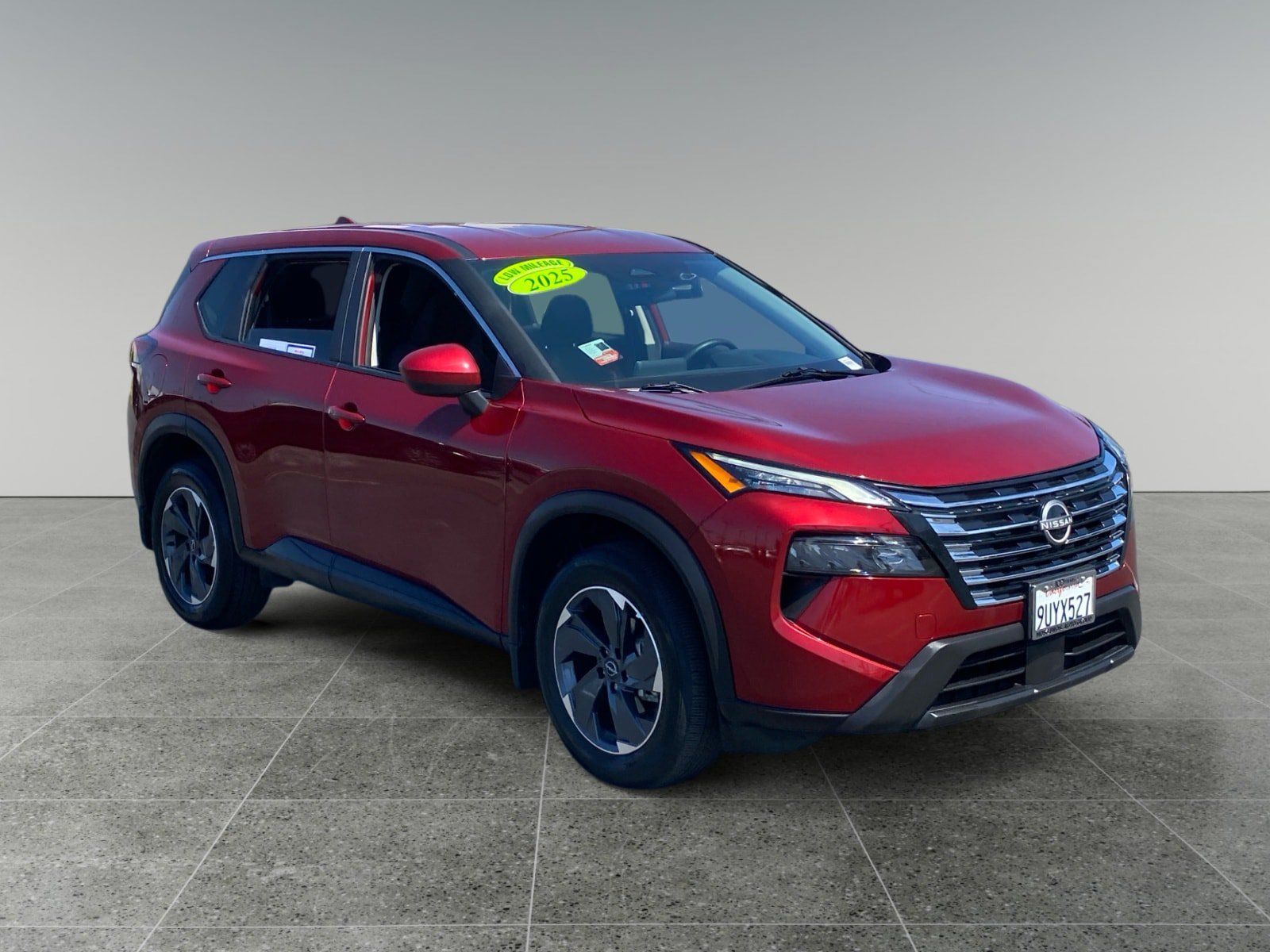 Used 2025 Nissan Rogue SV FWD image 7