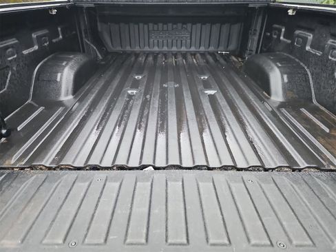 Used 2024 Chevrolet Silverado 2500 High Country w/ High Country Premium Package image 36