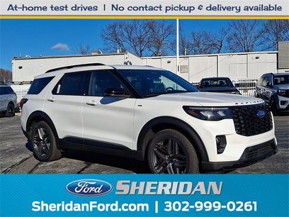 New 2025 Ford Explorer ST-Line w/ Premium Package