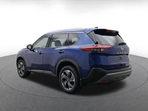 Used 2025 Nissan Rogue SV FWD image 7
