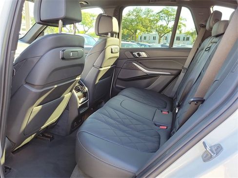 Used 2025 BMW X5 sDrive40i image 8