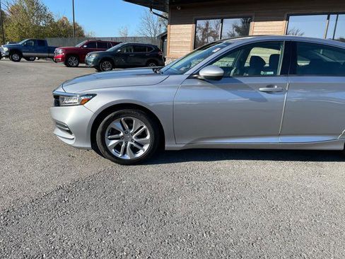 Used 2020 Honda Accord LX image 2