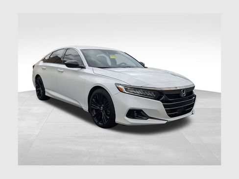 Used 2022 Honda Accord Sport image 1