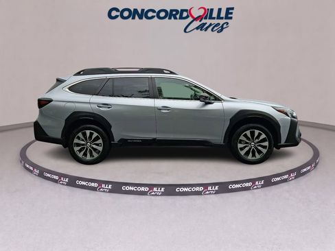 Certified 2025 Subaru Outback Limited AWD/4WD image 8