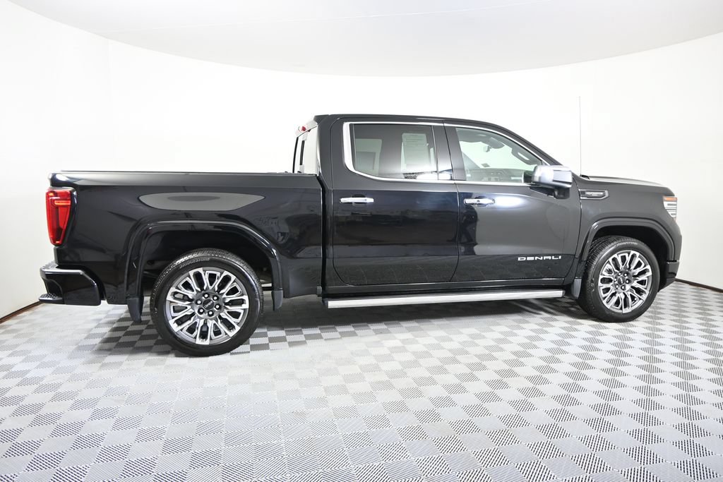 Used 2025 GMC Sierra 1500 Denali Ultimate AWD/4WD image 8