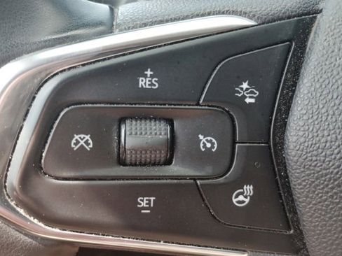 Used 2023 Nissan Sentra SR w/ SR Premium Package FWD image 8