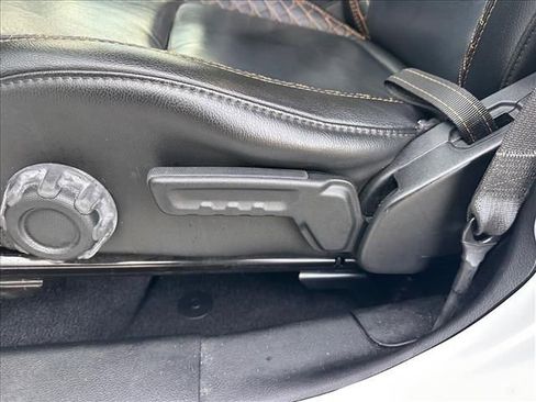 Used 2020 Jeep Wrangler Unlimited Sahara image 23