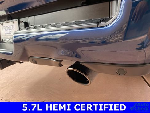 Used 2023 RAM 1500 Limited w/ Night Edition image 10