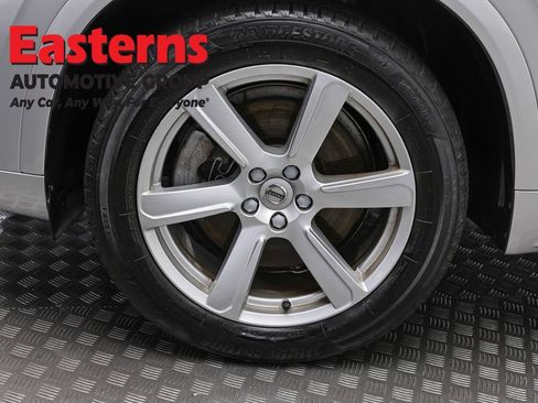 Used 2022 Volvo XC90 T5 Momentum AWD/4WD image 32