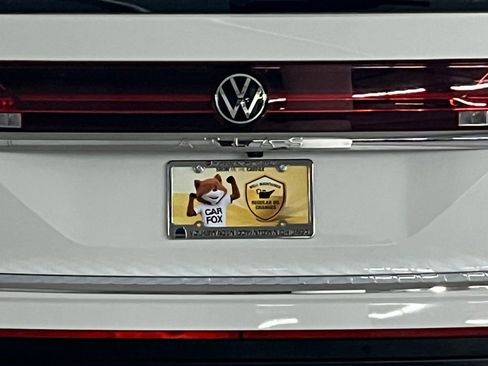 Used 2024 Volkswagen Atlas SE w/ Panoramic Sunroof Package AWD/4WD image 37