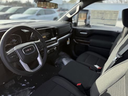 New 2025 GMC Sierra 3500 SLE w/ SLE Convenience Package image 23