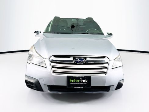 Used 2013 Subaru Outback 2.5i AWD/4WD image 2