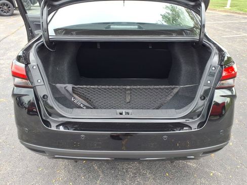 Used 2025 Nissan Versa S w/ Trunk Package FWD image 29