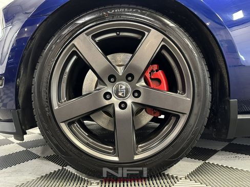 Used 2011 Ford Mustang GT Premium w/ Electronics Pkg image 12