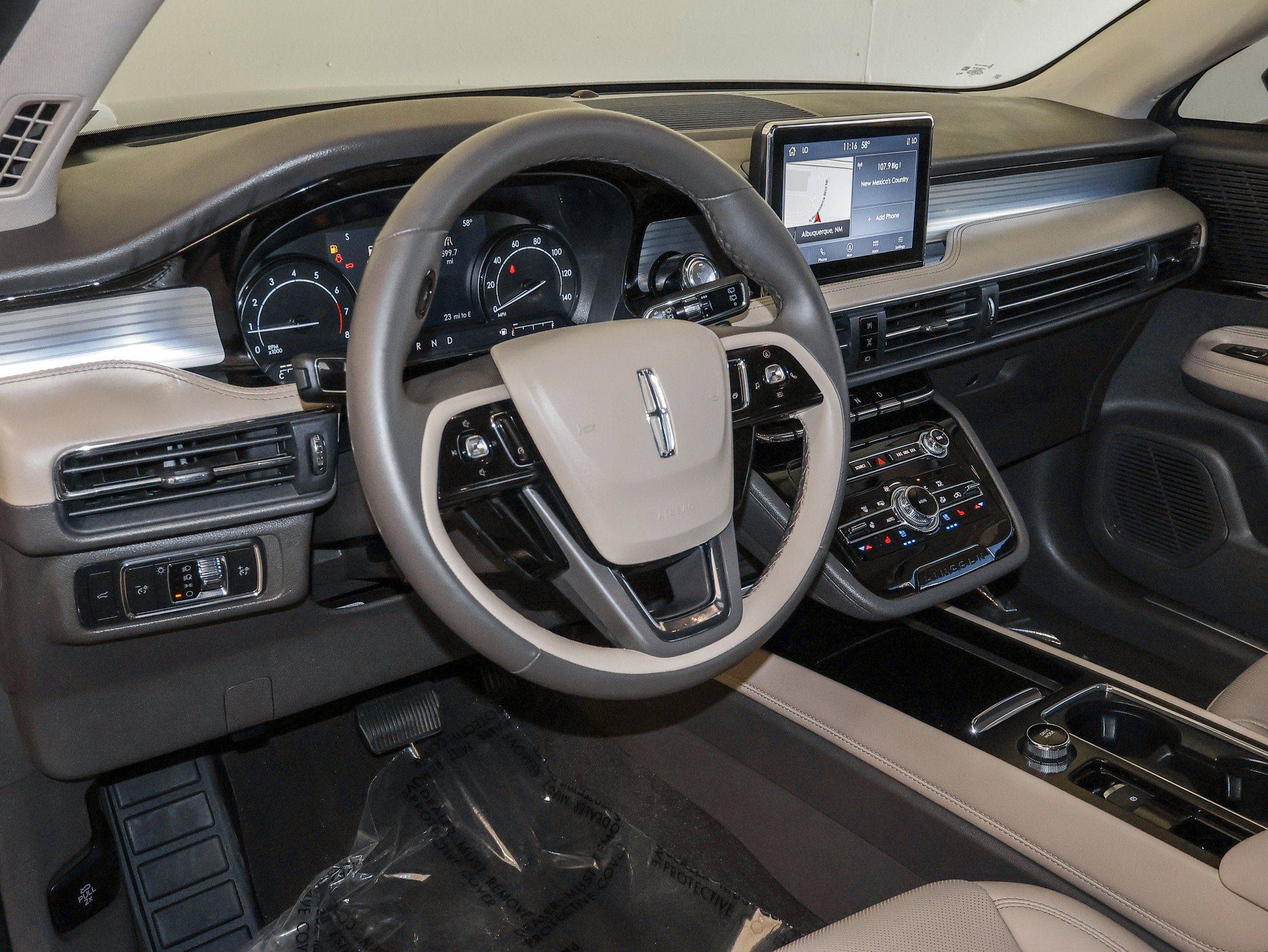 Used 2022 Lincoln Corsair AWD w/ Equipment Group 101A image 21