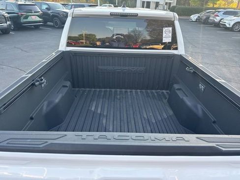 Used 2024 Toyota Tacoma TRD Off-Road AWD/4WD image 37