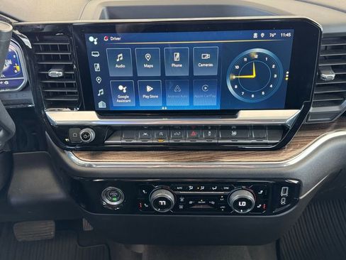 Used 2023 Chevrolet Silverado 1500 LT AWD/4WD image 30