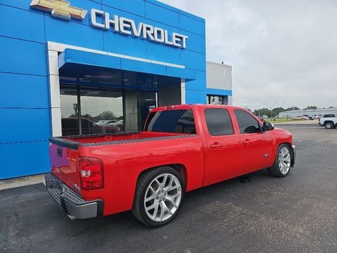 Used 2011 Chevrolet Silverado 1500 LT w/ Texas Edition RWD image 3