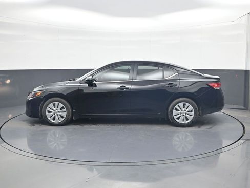 Used 2024 Nissan Sentra S image 4