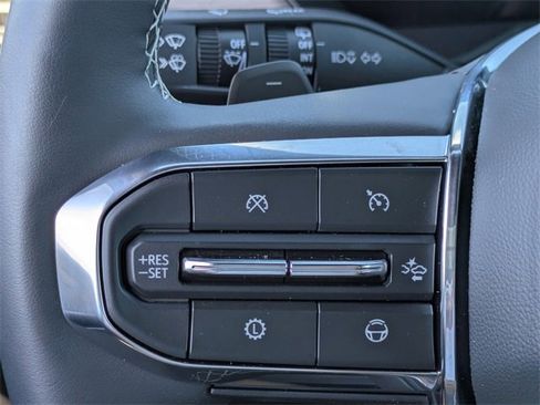 Certified 2025 GMC Acadia Denali w/ Super Cruise Package image 25