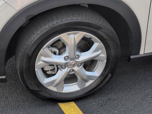 Used 2025 Honda HR-V LX image 11