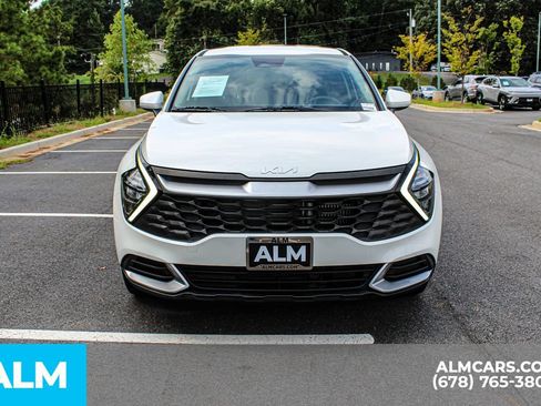 Used 2023 Kia Sportage LX AWD/4WD image 9