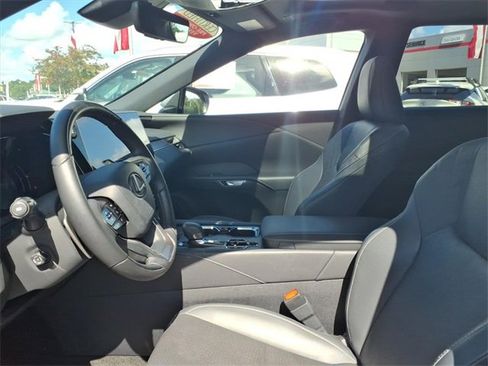 Used 2023 Lexus RX 350 Premium image 5