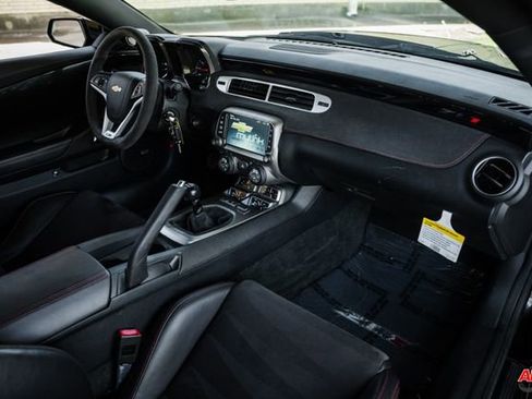Used 2014 Chevrolet Camaro ZL1 image 19