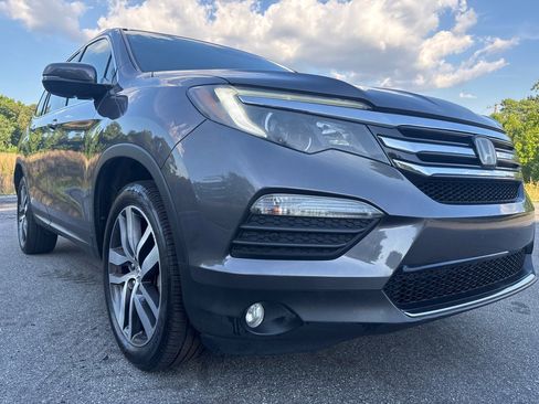 Used 2018 Honda Pilot Elite image 7