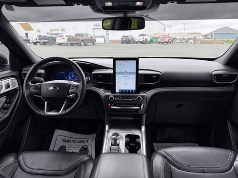 Used 2020 Ford Explorer ST w/ Premium Technology Package AWD/4WD image 14