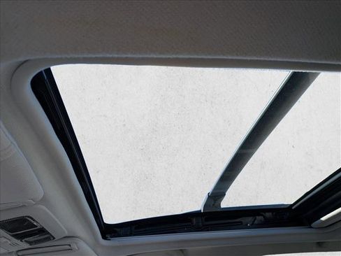 Used 2016 Subaru Forester 2.5i Premium w/ Popular Package #2 image 15