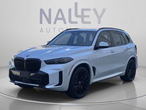 Used 2026 BMW X5 xDrive40i w/ M Sport Package AWD/4WD image 9