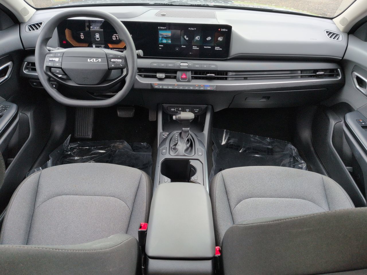 Used 2025 Kia K4 FWD image 14