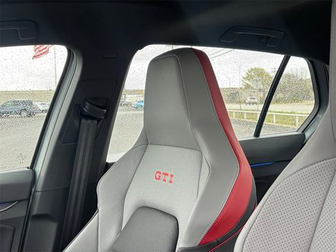 Used 2025 Volkswagen GTI Autobahn image 14