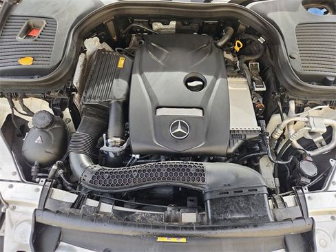 Used 2019 Mercedes-Benz GLC 300 image 28