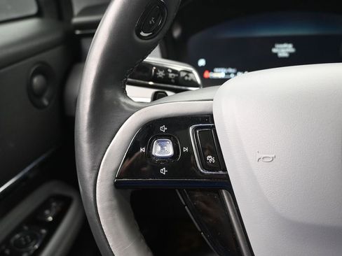 Used 2021 Lincoln Corsair Reserve w/ Equipment Group 201A image 15