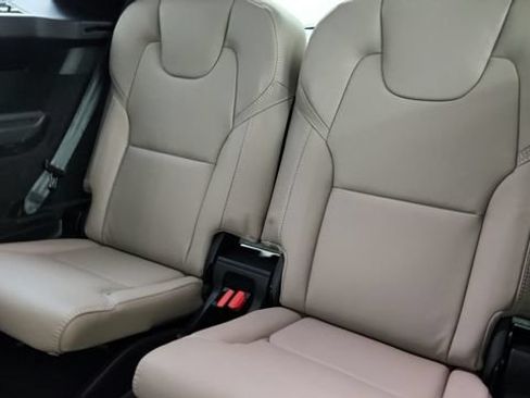 Certified 2026 Volvo XC90 B6 Ultra w/ Protection Package AWD/4WD image 34