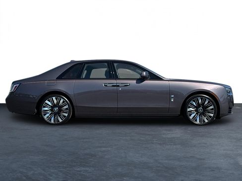 Used 2025 Rolls-Royce Ghost AWD/4WD image 9