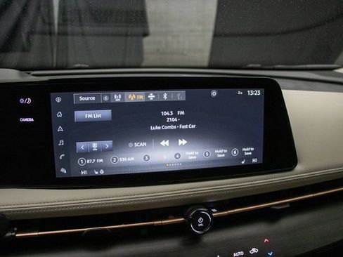 Used 2023 Nissan Ariya EVOLVE+ e-4ORCE image 35