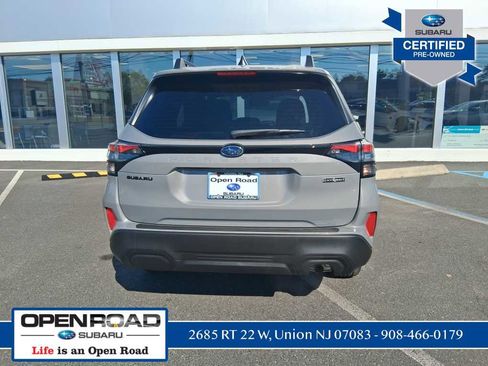 Certified 2025 Subaru Forester Premium image 8