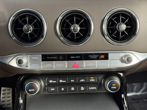 Used 2020 Kia Stinger GT image 26