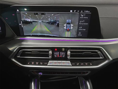 Used 2023 BMW X6 xDrive40i w/ Executive Package image 23